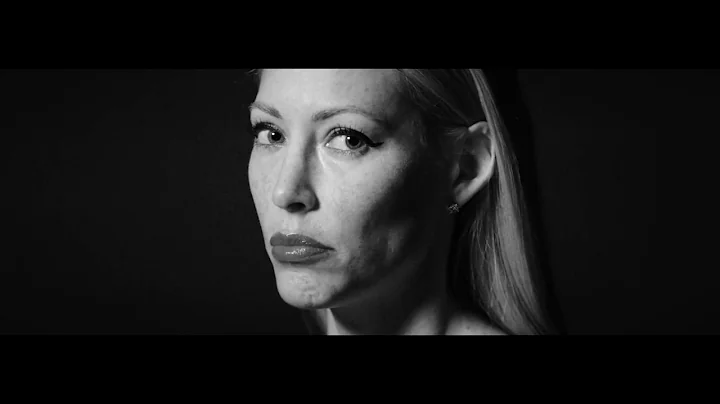 Julie Mintz - The Sorrow Tree (Acoustic) (Official...
