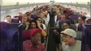 THE LION KING Australia: Cast Sings Circle of Life on Flight Home from Brisbane