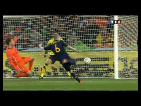 BUT de Iniesta face au Pays Bas CDM 2010 - YouTube