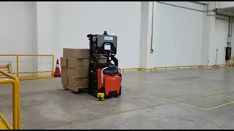 Autonomous Pallet Jack