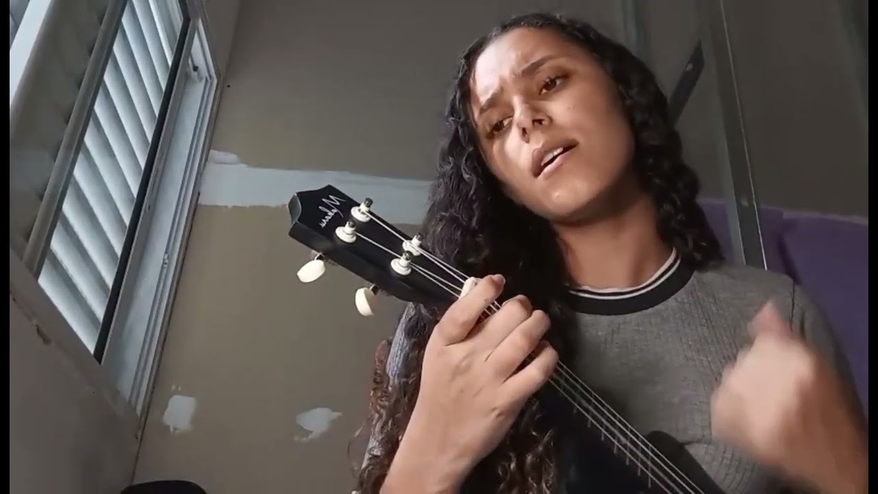 𝘏𝘪𝘯𝘰 𝘢𝘷𝘶𝘭𝘴𝘰: 