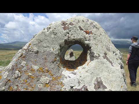 Wideo: Unikalne Artefakty W Starożytnym Kompleksie Megalitycznym Zorats Karer - Alternatywny Widok