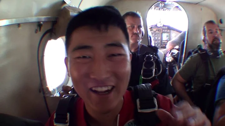 Kevin Skydives at Skydive DeLand