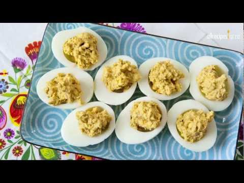 Vidéo: Comment Faire Cuire Des œufs Farcis Pour Le Nouvel An: Trois Garnitures Originales
