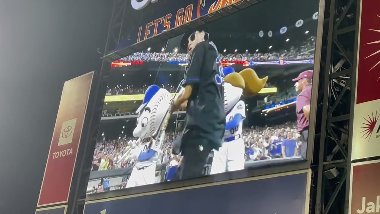 Edwin Diaz Entrance with Timmy Trumpet! メッツ守護神ディアス Timmy Trumpet生演奏で登場
