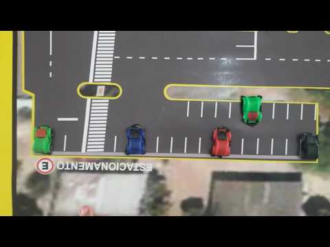 Vídeo: Você tem que estacionar em paralelo em um teste de direção na Flórida?