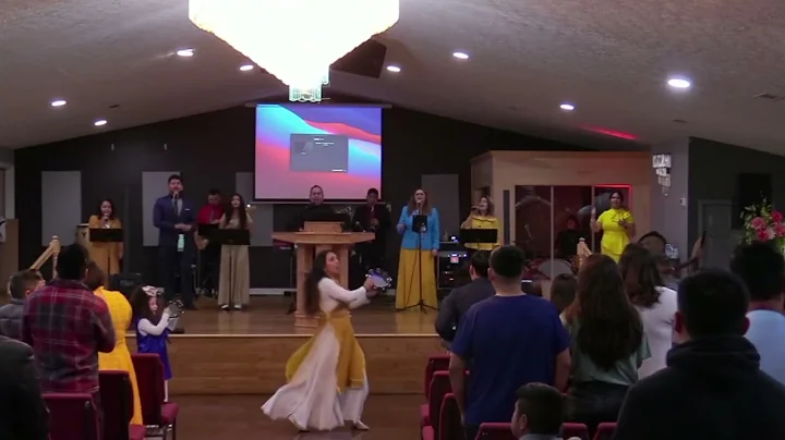 Pastora Nancy Maldonado Predicando