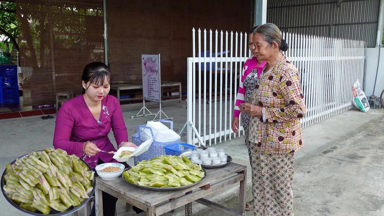 Nhà Có Chuối Đào Khoai Mì làm món Bánh Khoai Mì Chuối Hấp bán cho Bà Con  | HQ #1777