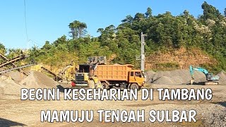 Suasana tambang milik PT Bumi karsa