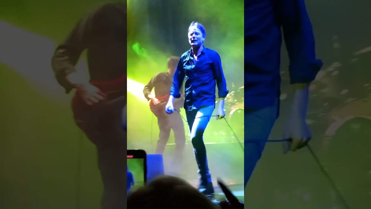 Suede - Animal Nitrate clip, Cambridge Corn Exchange 7th March 2023