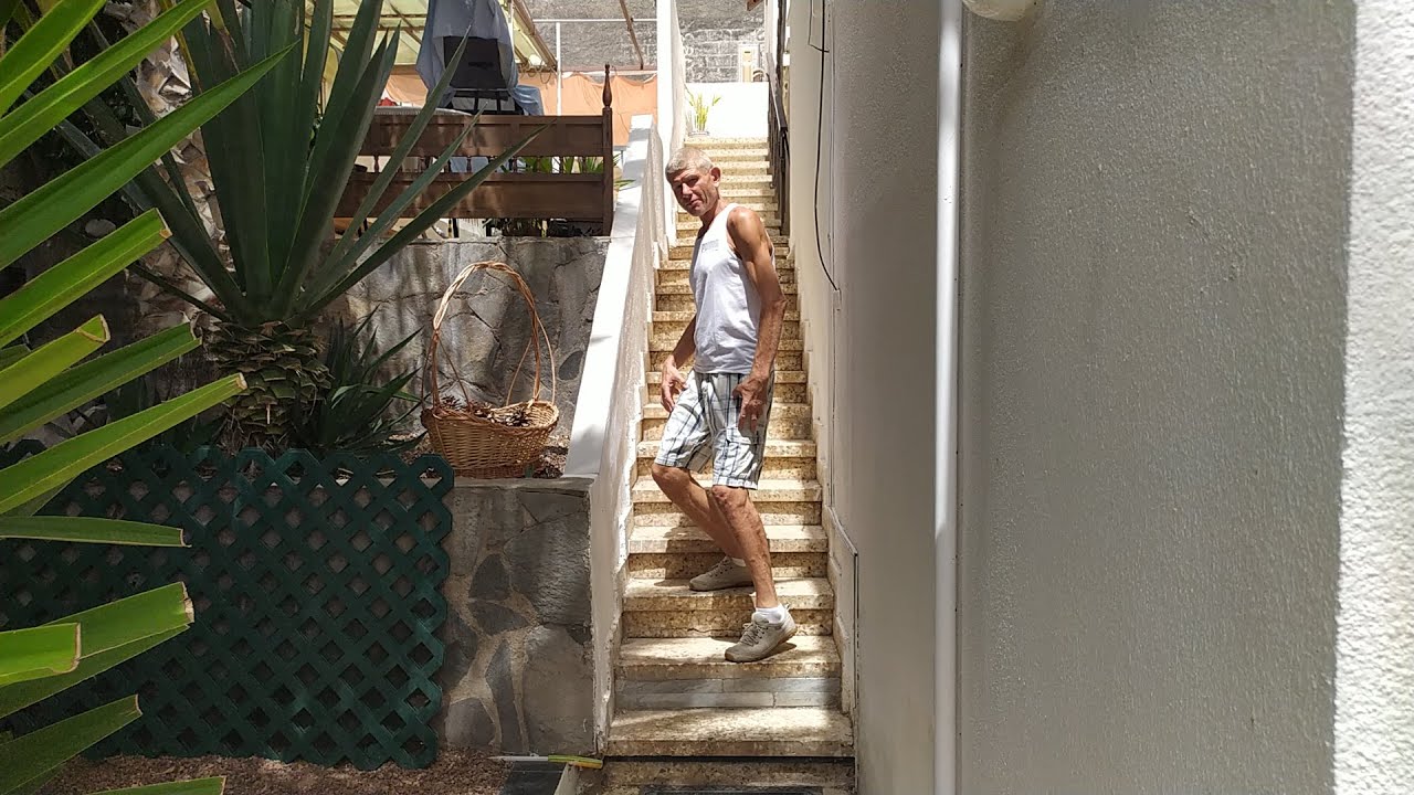 How to go down the stairs safely?