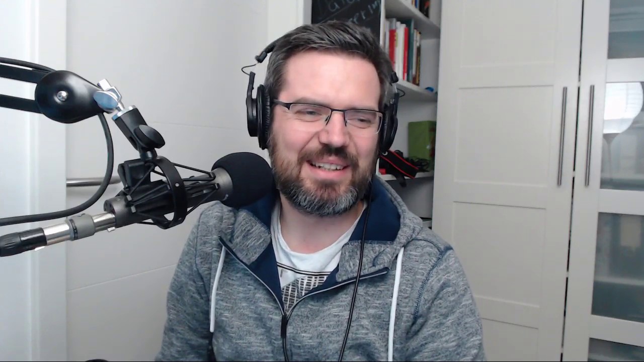 Data Engineering at LinkedIn Case Study | #073