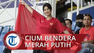 Maria Ozawa Alias Miyabi Dukung Timnas Indonesia, Pakai Kaus Jersey dan Cium Bendera Merah Putih