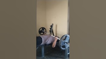 decline bench press chest workout #decline #benchpress #chest #workout #gym #shorts