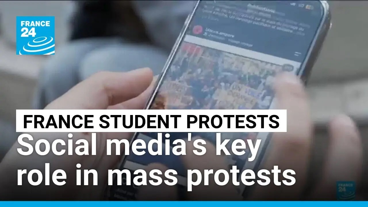 Calls to block social media platforms for minors in France amid school protests • FRANCE 24