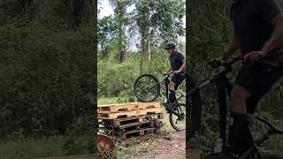 mtbtrial al fin Llegamos a las 6 tarimas Solo me llevo unos meses ????