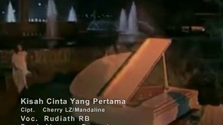 Kisah Cinta Yang Pertama Rudiath RB.