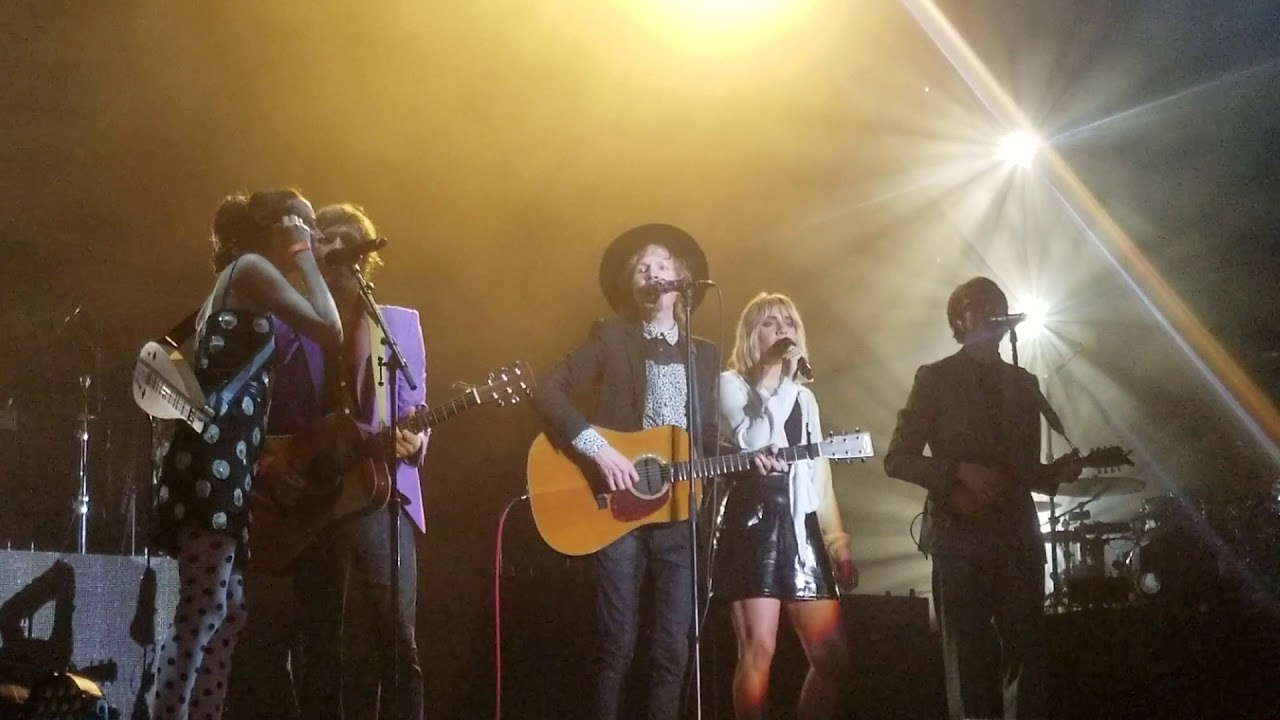 video phone beyonce mp3 Beck 