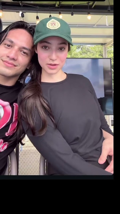 Jefri Nichol & Ameera Khan Berpelukan