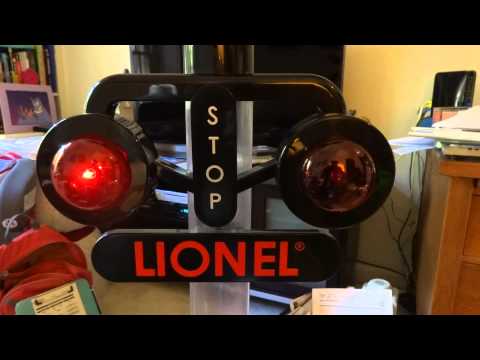 Lionel Train Crossing Bank With Lights And Sounds