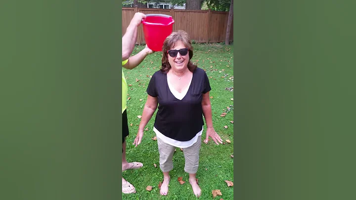 Carol Fetterolf als ice bucket challenge