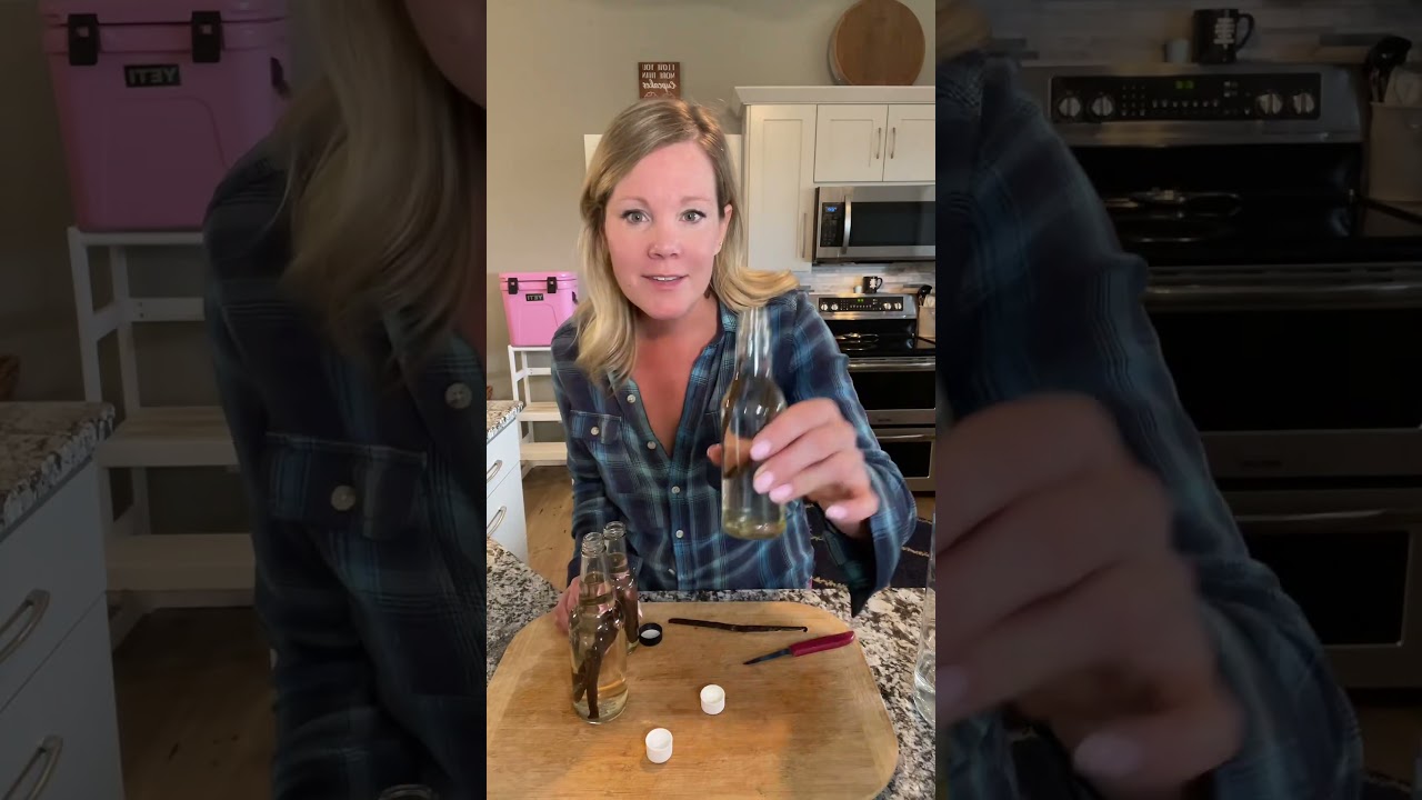 Homemade Vanilla Extract Magic! 