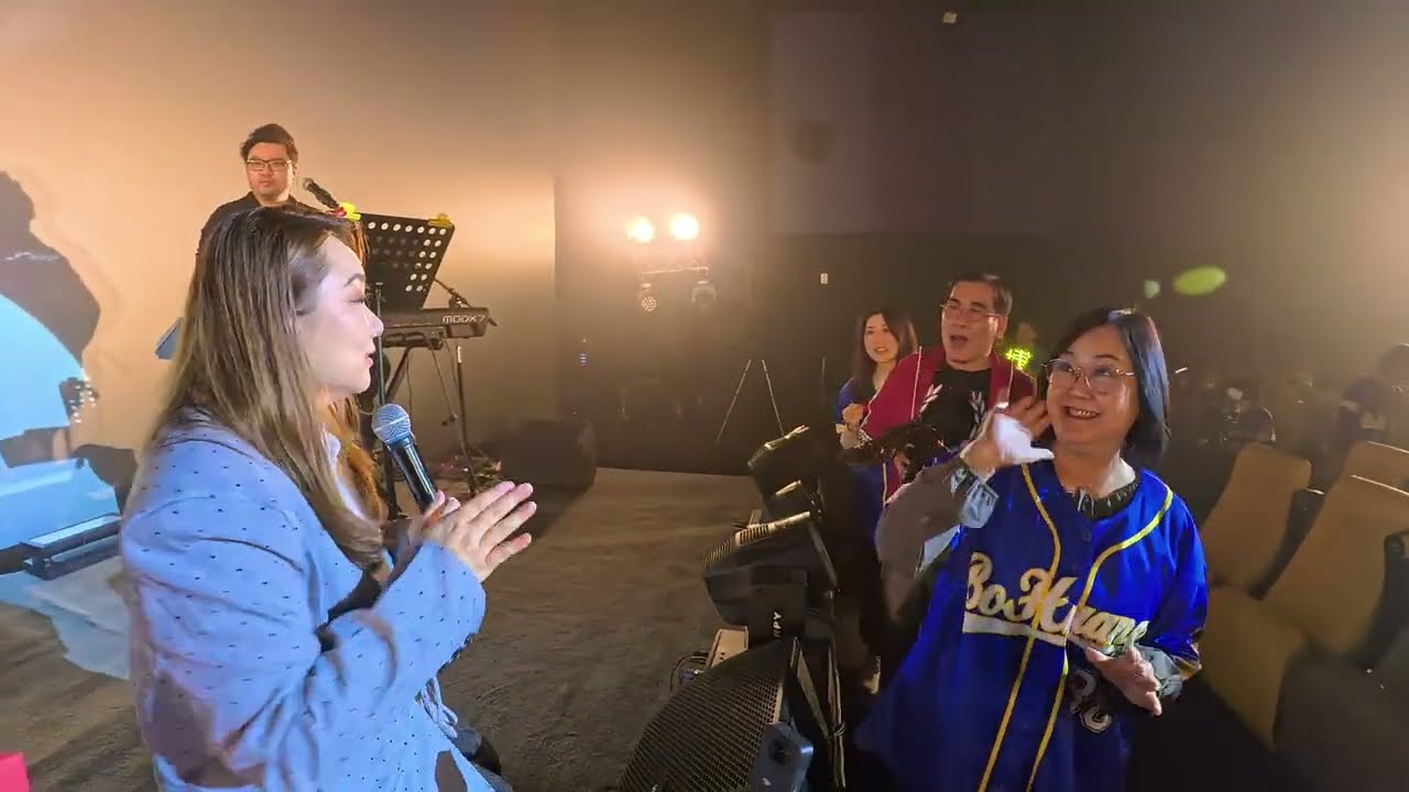 黃博 聖誕音樂歌迷聚會  精華 (收錄芋圓送禮物，博博台下近距離接觸）