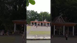 Nongkrongnya Di Alun Alun Pelabuhan Ratu Aja Gan shorts adventure holiday pelabuhanratu