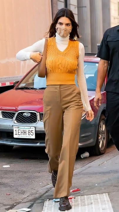 kendall jenner street style 👌 😎Viral videosOutfits