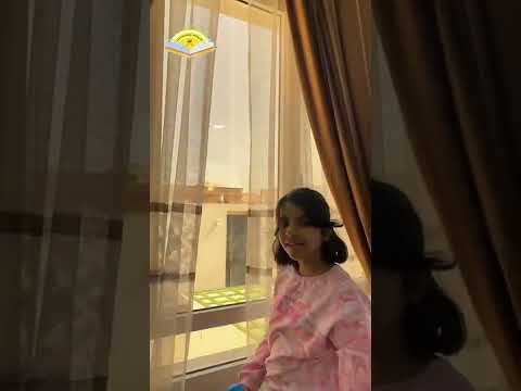 الطالبة المبدعة حوراء الخروصي