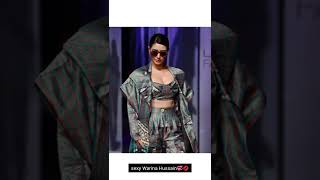 Y Warina Hussains New Y Ramp Walk