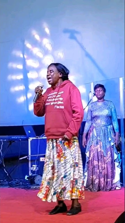 Mary Atieno Of Kenya 🇰🇪- Watching The Veteran Singer In Concert For The First Time #Kenya
