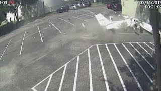 NTSB releases report on plane that crashed into Katy community center