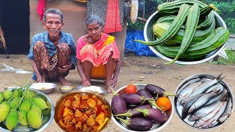 rural old grandma cooking FISH CURRY with BRINJAL and eating || how to cook and eat fish curry