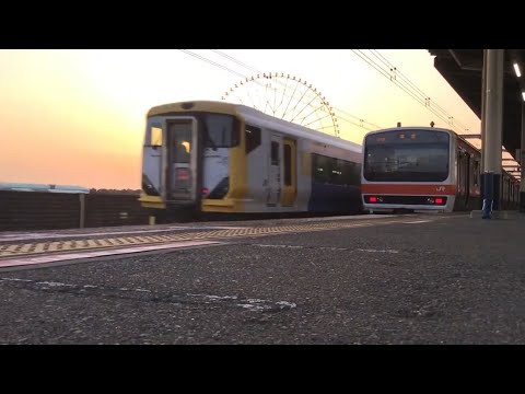夕陽を望む武蔵野線とわかしお
