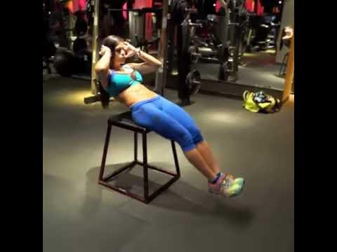 Michelle Lewin CROSSFIT