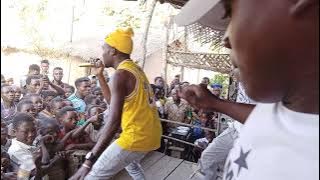 Mr Cassimo Adriano Tomporo Show Distrito de liupo