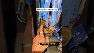 Riyad Mahrez flexing his Premier League medals 🥇(via riyadmahrez26.7/IG) #shorts