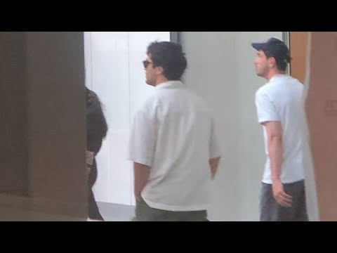 BOOM MERT RAMAZAN DEMIR IN SHOPPING CENTRE SECRET RECORDING