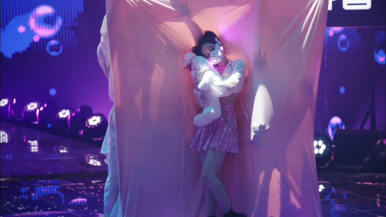 หน้ากากเซี่ยเซี่ยหนี่🤖 | เนเน่ Nene郑乃鑫Performance Masked Dancing King