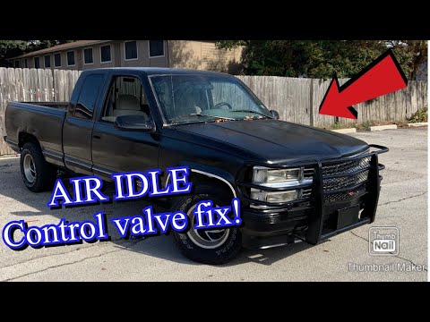 Fixing the air idle control valve on a my 1996 Chevy Silverado OBS! She rips now!!🔥🔥