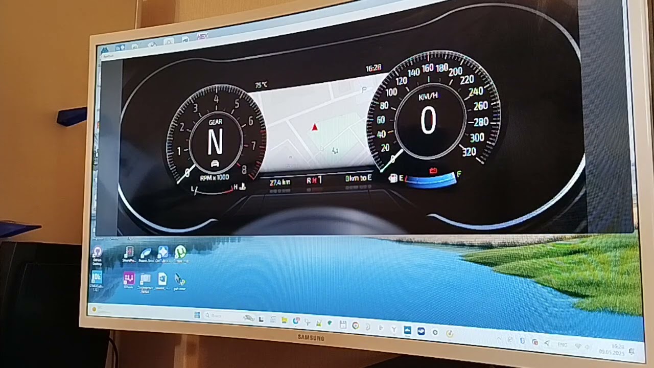 Самый бесячий  вопрос: А какой функционал приборной панели Indash?