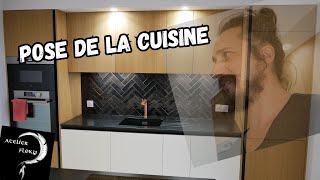 Fabrication d'une cuisine à gorges (LA POSE)