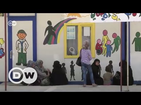 Suriye sınırında kadın pazarı - DW Türkçe