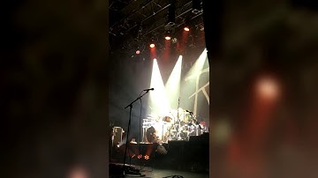 Jamie Perkins Drum Solo "Fucked Up World" (The Pretty Reckless)