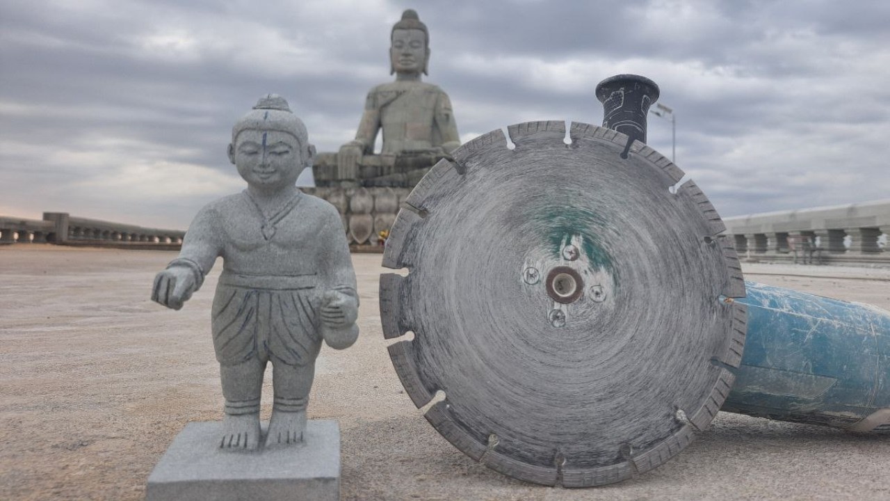 A 10cm little boy carved from stone
