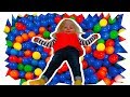 Trampoline Jump Monica Play With Baloons 