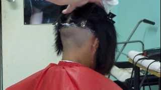 Straight razor nape shave