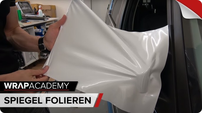 Spiegel folieren - Carbonfolioe  Wrapping a mirror in one piece 