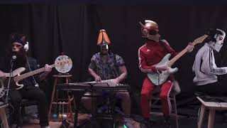 TWRP Show Live - Synthesize Her